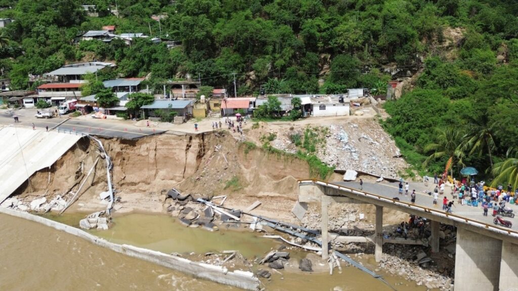 Viaje de Sheinbaum a Acapulco para evaluar daños por ‘John’ será por carretera