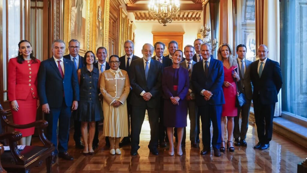 Sheinbaum y empresarios acuerdan impulsar desarrollo económico: “En México hay certidumbre”, afirma la Presidenta