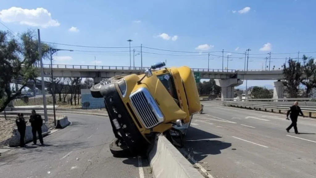 Suman cuatro fallecimientos y múltiples lesionados en accidentes y decesos súbitos en la región