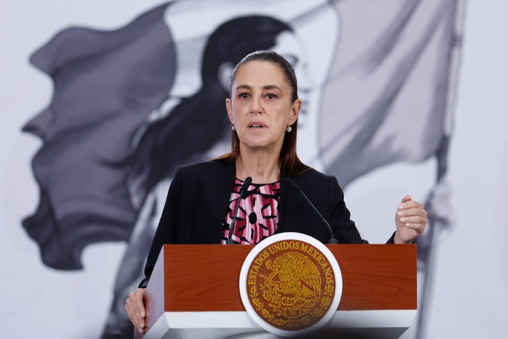 Sheinbaum viajará a Barcelona para cumbre progresista y reconoce acercamiento con España sobre la Conquista