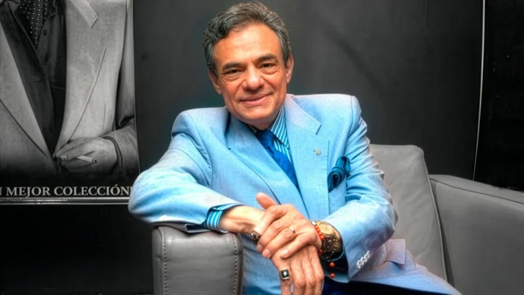 Fans conmemoran el Día Internacional de José José en la CDMX