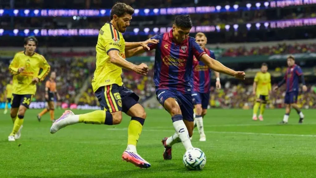 Atlante empata 1-1 con América en su regreso a la CDMX con polémica arbitral
