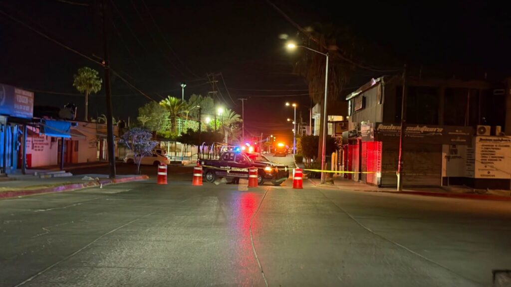 Riña armada en bar de Cabo San Lucas deja tres fallecidos y un herido