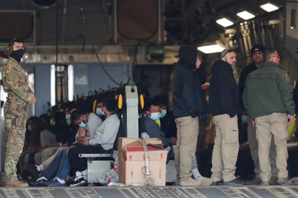 Deportan a hondureño de EE.UU. a República Centroafricana con 60 dólares