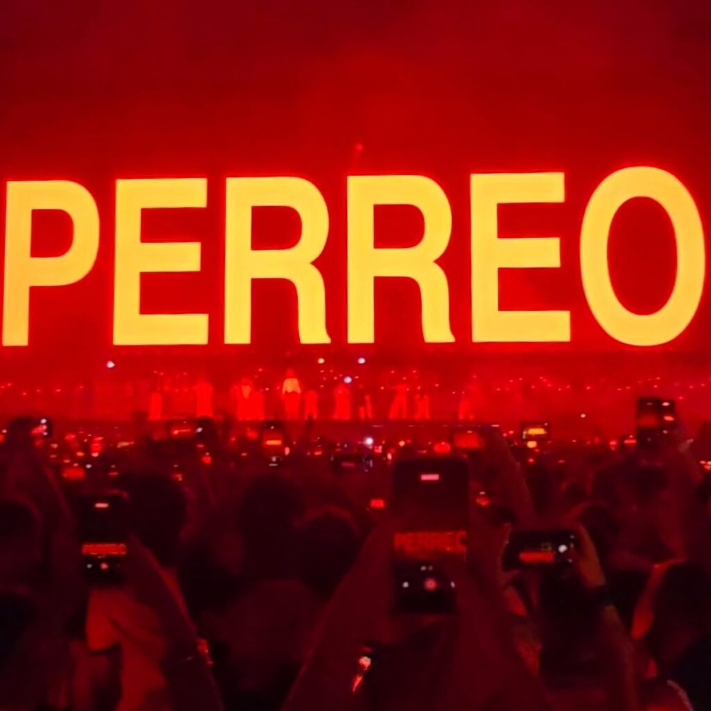 Bad Bunny enfrenta dos demandas millonarias por uso no consentido de voces femeninas